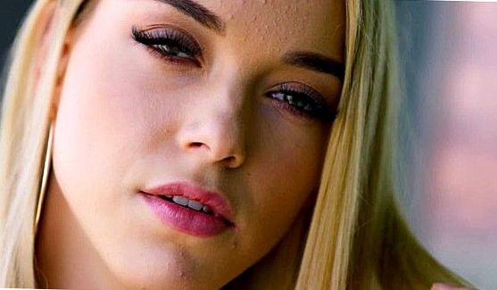 Испытание на прочность страстной Kiera King, порно видео