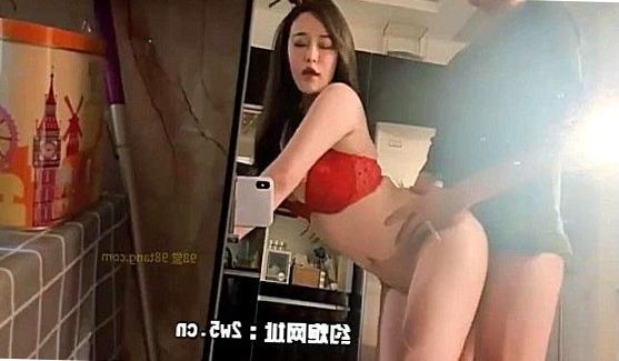 Молодые 18+: Чпокнул перед вебкой, порно видео