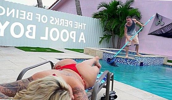 Горячий анал на кухне с пылкой русской соской, порно видео